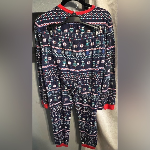 JoeBoxer Elf Christmas Holiday Men’s 2 pc Pajamas - Picture 4 of 4